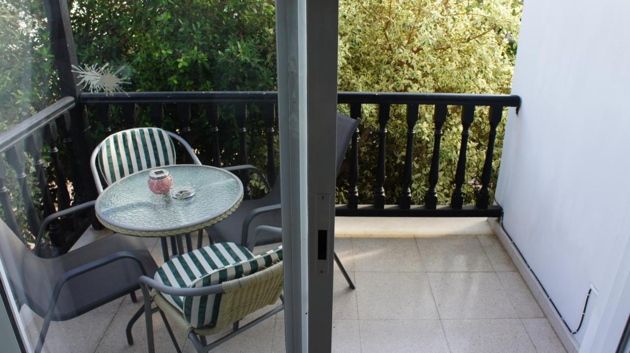 Limnaria Westpark 119 Apartment Paphos ภายนอก รูปภาพ
