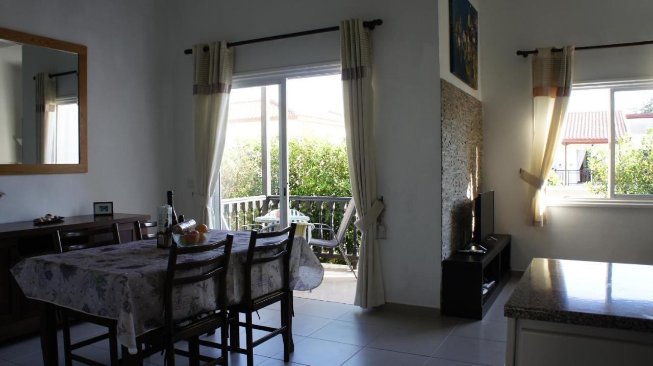 Limnaria Westpark 119 Apartment Paphos ภายนอก รูปภาพ